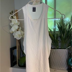 Ribbed fitted muscle tank